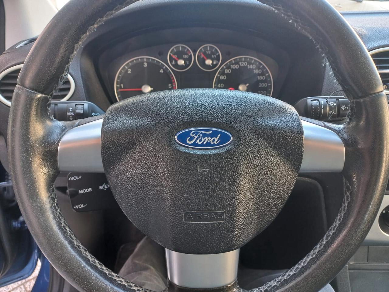 Ford Focus 1.6 TDCi (90CV)
