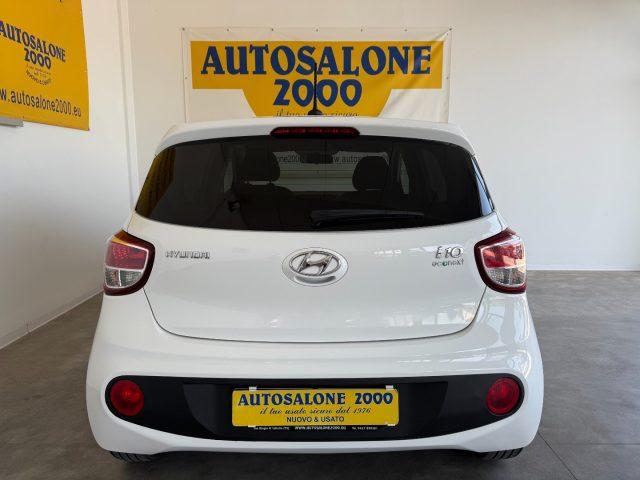 HYUNDAI i10 1.0 GPL Tech NEOPATENTATI / PREZZO REALE