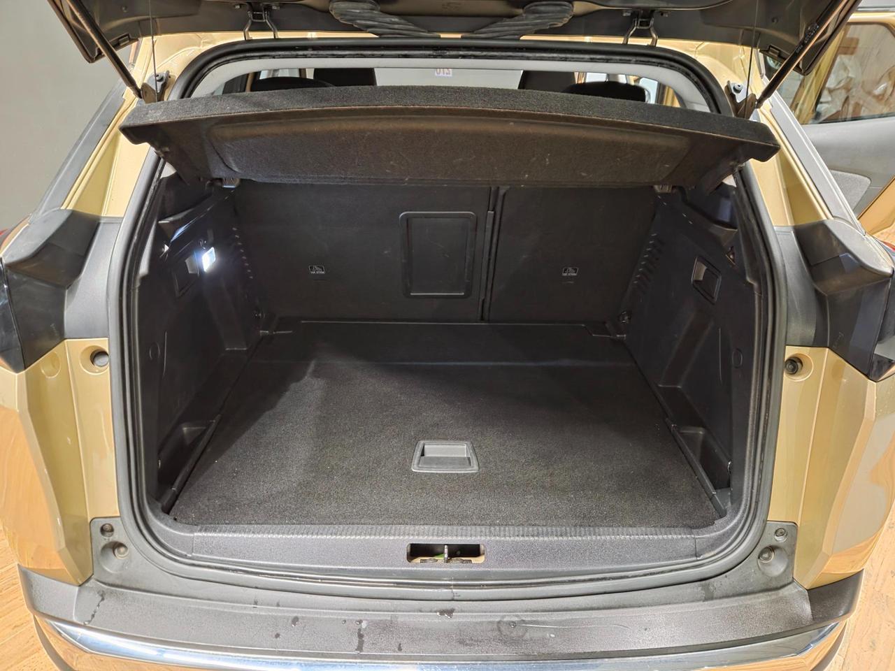 Peugeot 3008 1.6 bluehdi Active s&s 120cv