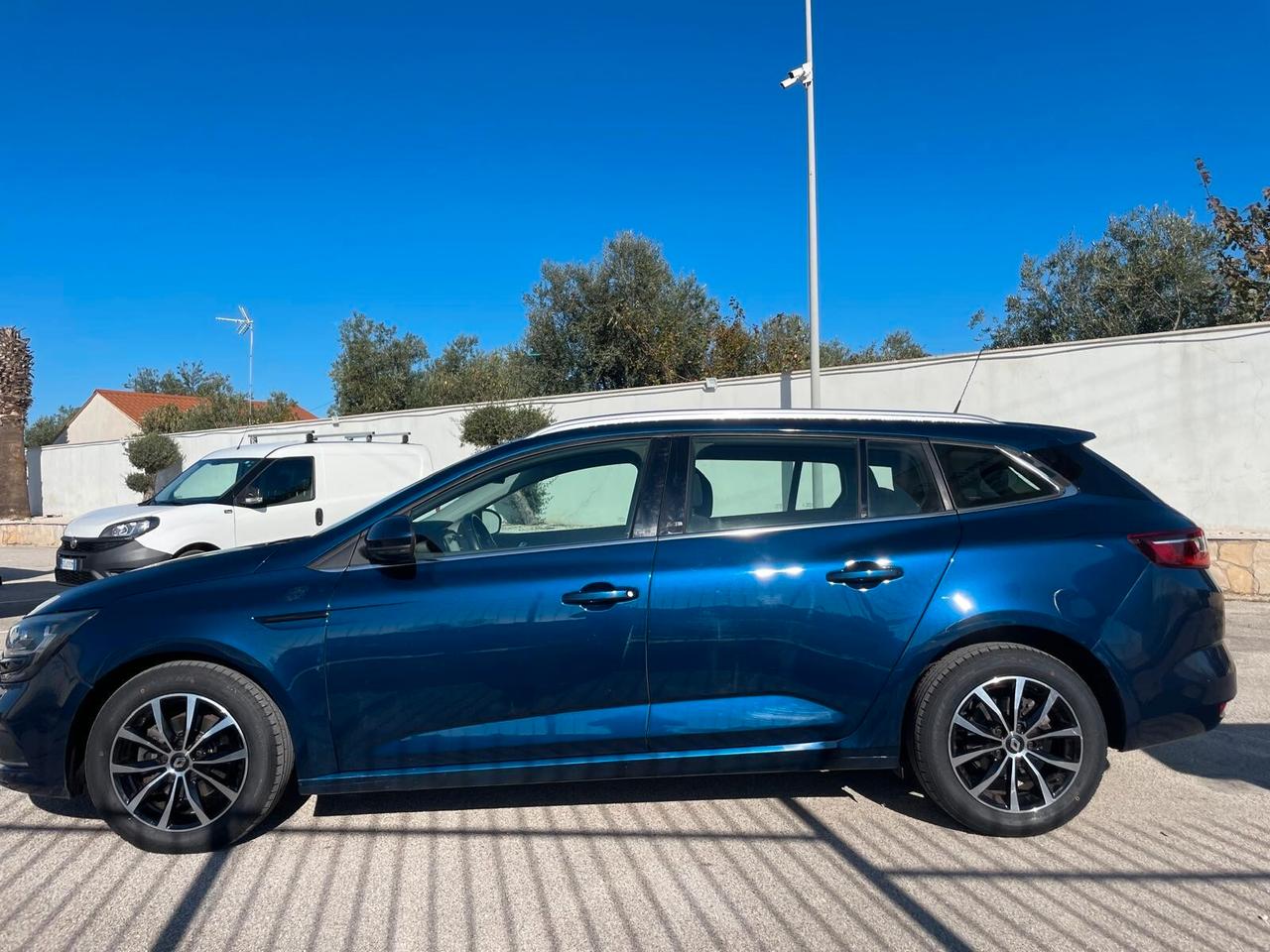 RENAULT MEGANE SPORTER BLUE dCi 95 CV Business