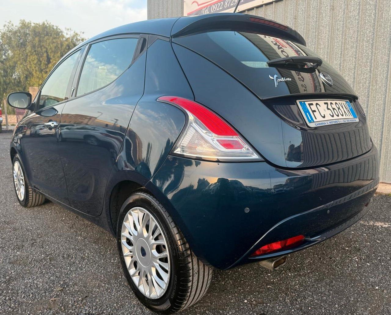 Lancia Ypsilon COME NUOVA PRONTA ALL'USO