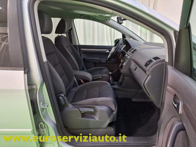 VOLKSWAGEN Touran 7 POSTI 1.2 TSI Comfortline BMT