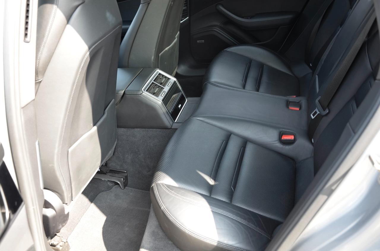 PORSCHE PANAMERA SPORT TURISMO 2.9 4 E-HYBRID PLUG-IN 330cv PDK, SERVICE PORSCHE, TETTO, SOFT CLOSE, BOSE, FARI PDLS, SOSPENSIONI PNEUMATICHE, PERMUTE