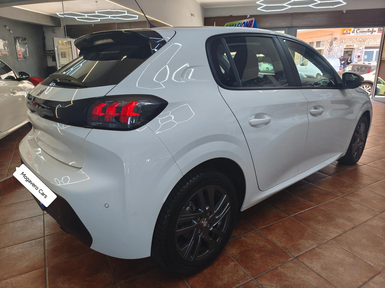 Peugeot 208 1.5 diesel 102 CV