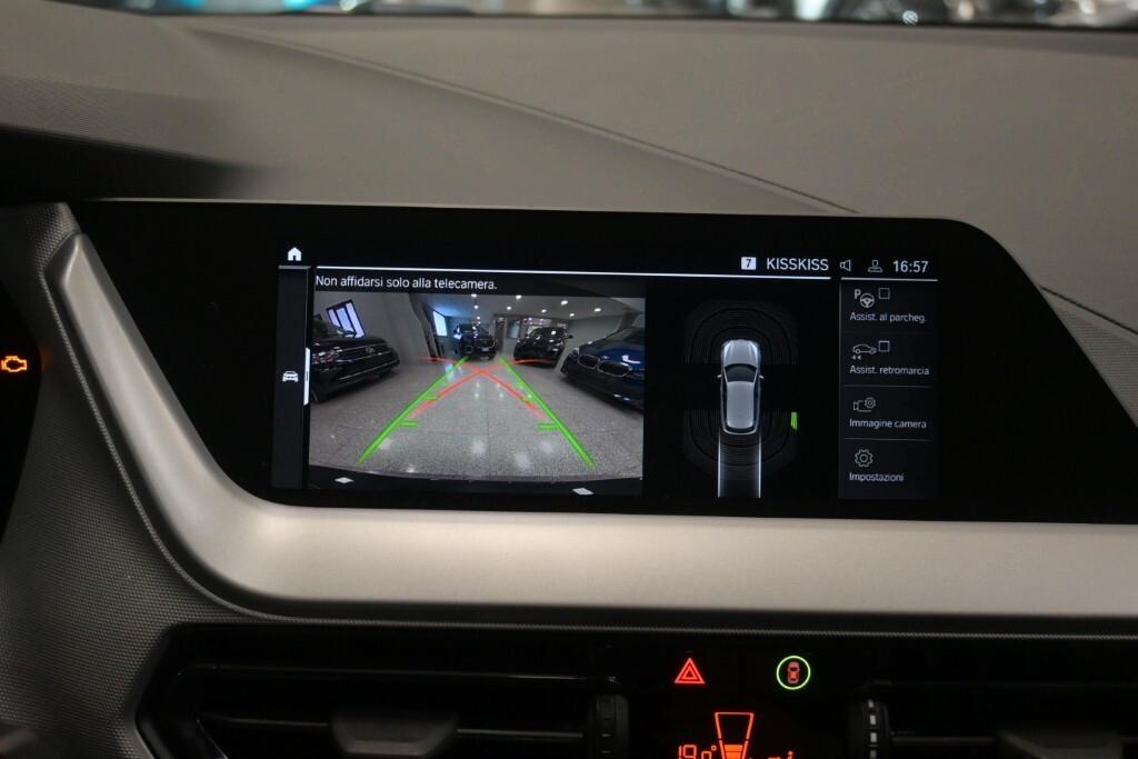 BMW 116D 115CV 6M. BUSINESS ADVANTAGE ( FARI LED - BMW DIGITAL COCKPIT - CRUISE - NAVI - MIRROR - PARK ASSISTANT - TELECAMERA POST. )