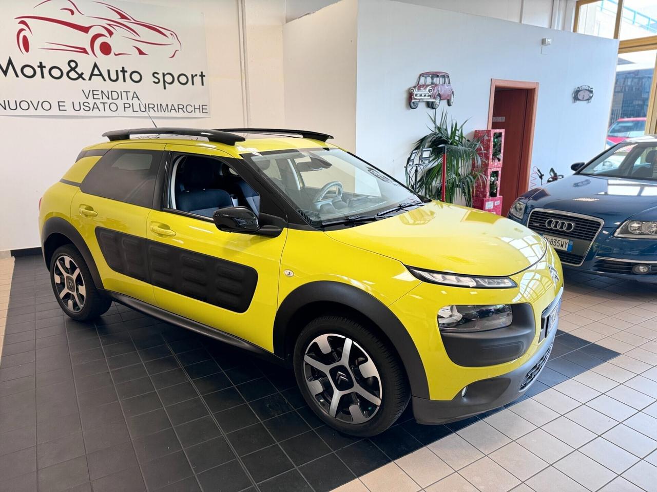 Citroen C4 Cactus PureTech 82 Shine