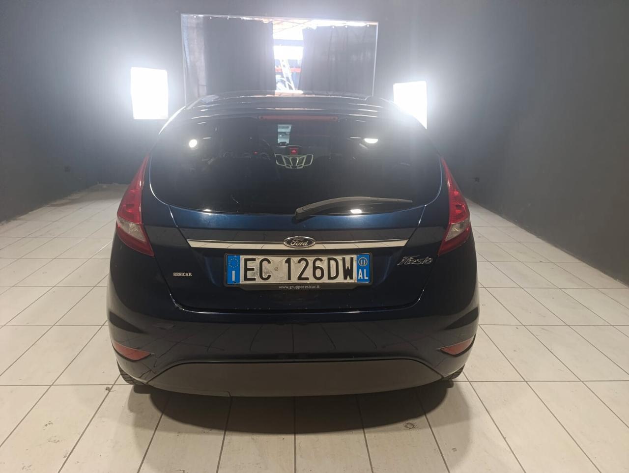 FORD FIESTA DEL 2011 1200 BENZINA ANCHE NEOPATENTATI