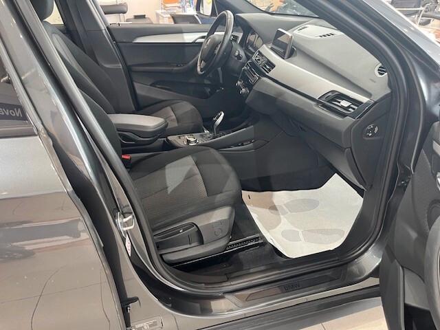 BMW X1 sdrive18d Business auto my18