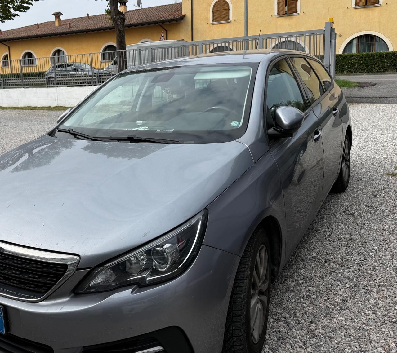 Peugeot 308 BlueHDi 120 S&S SW Business