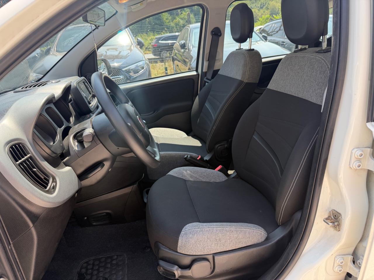 Fiat Panda 1.0 FireFly S&S Hybrid Red