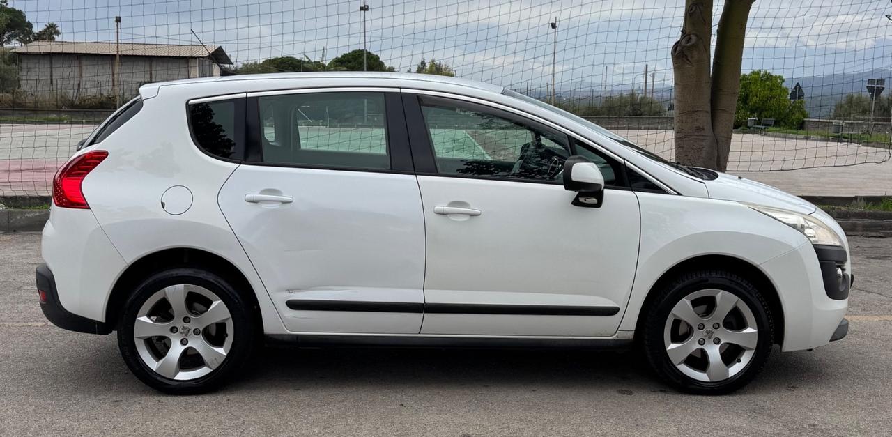 Peugeot 3008 1.6 HDi 115CV Allure