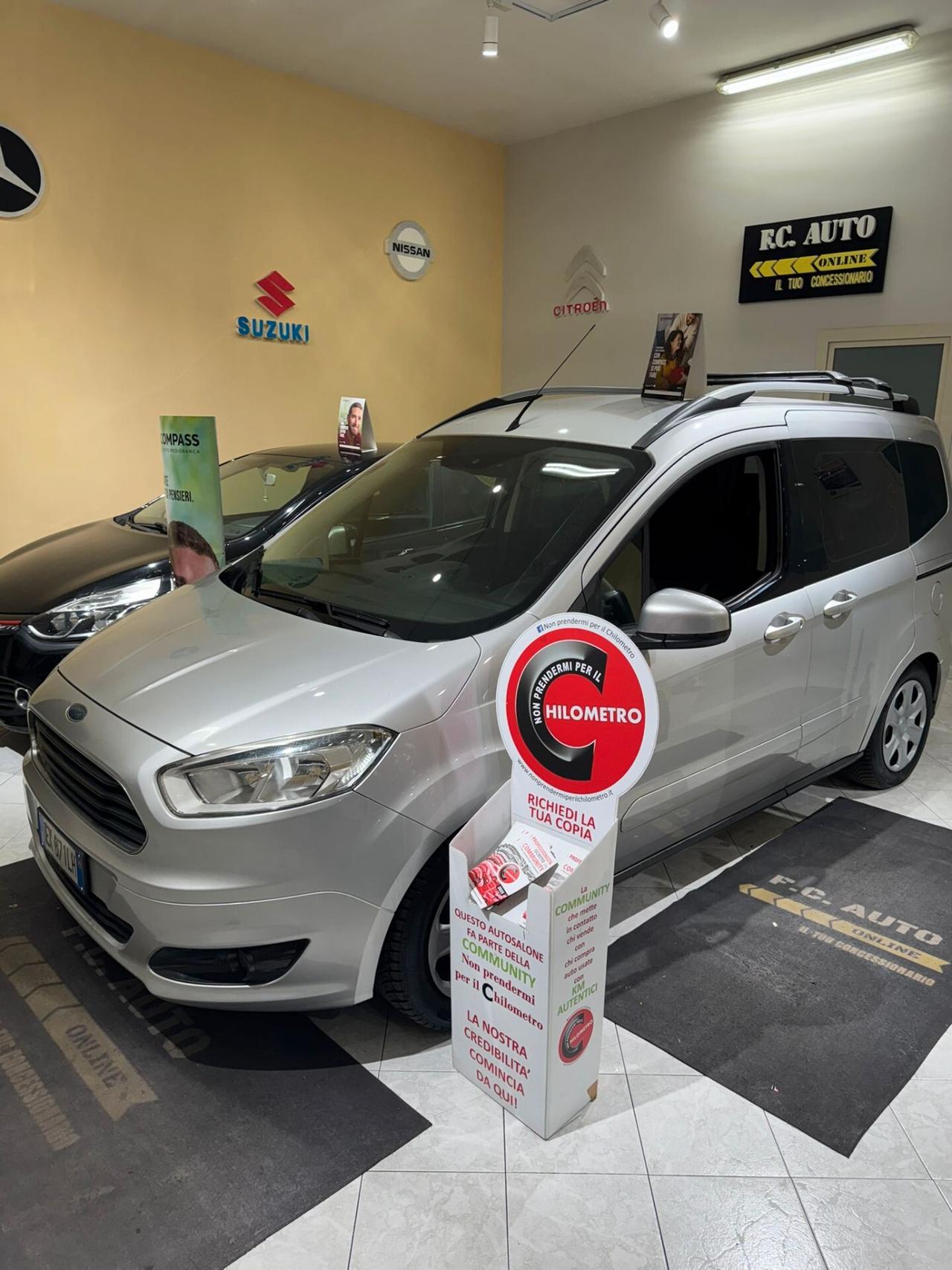 Ford Tourneo Courier 1.6 TDCI 95 CV Titanium