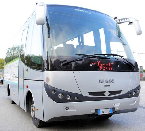 Dexon MAN 8.225, autobus 31 posti , anno 2006