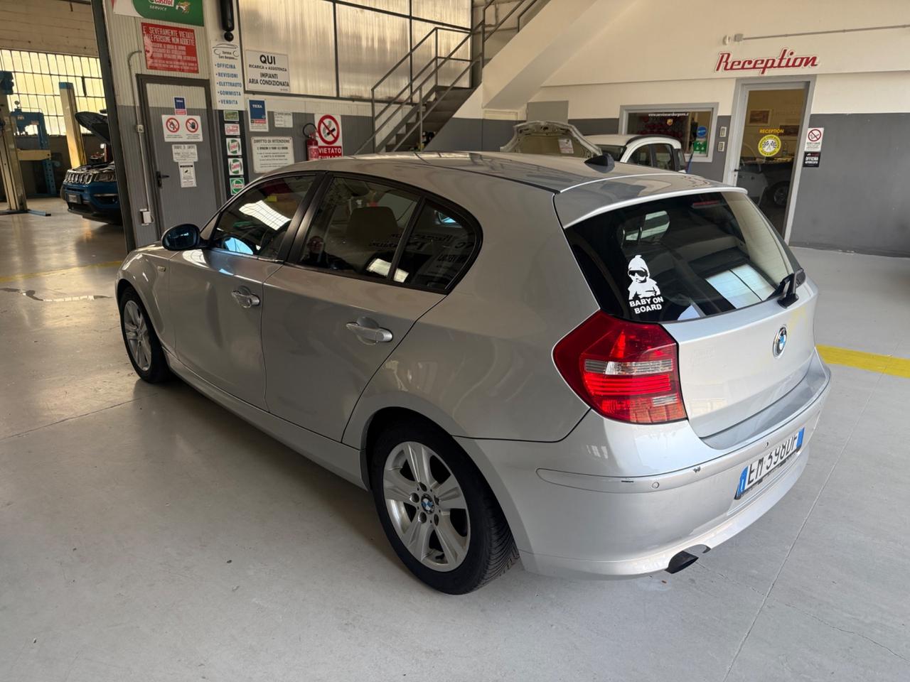 Bmw 116 116i 5p. Futura
