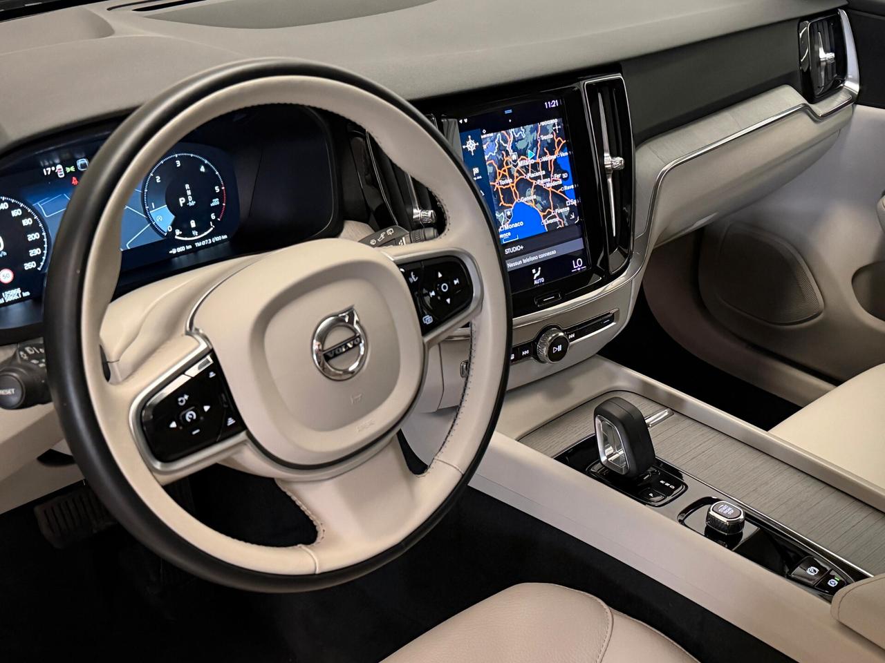 Volvo V60 Cross Country B4 (d) AWD automatico Ultimate