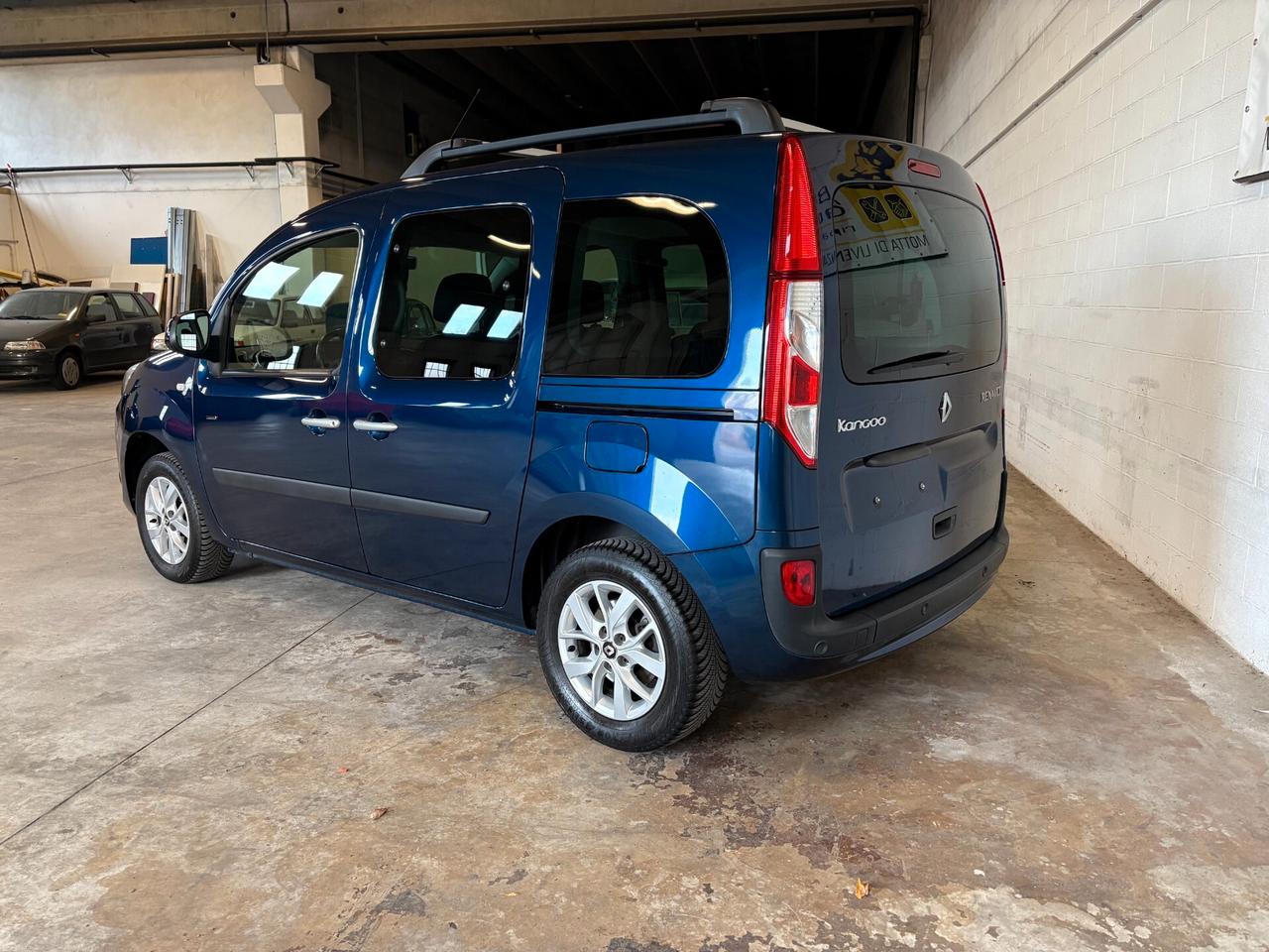 Renault Kangoo 1.5 blue dci 95Cv AUTOVETTURA SOLO 42.000KM