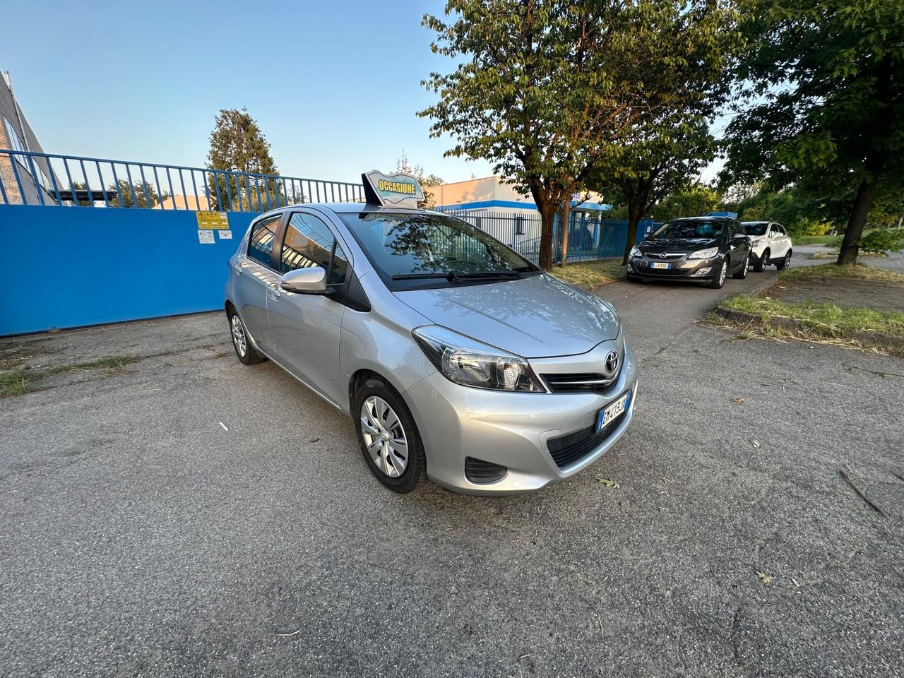 Toyota Yaris 1.3 5 porte Lounge