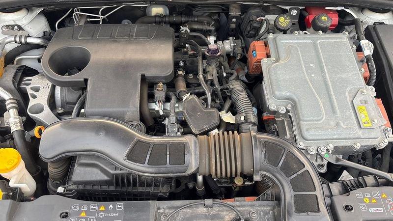 Renault Clio INTENS Hybrid E-TECH 140