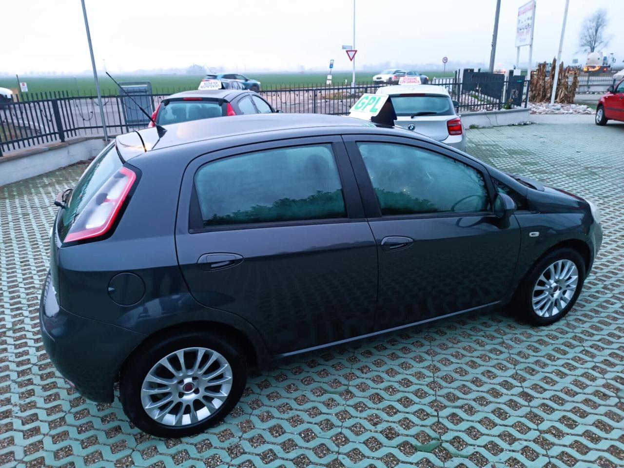 Fiat Grande Punto Evo 1.4 5p Emotion GPL (57kw)