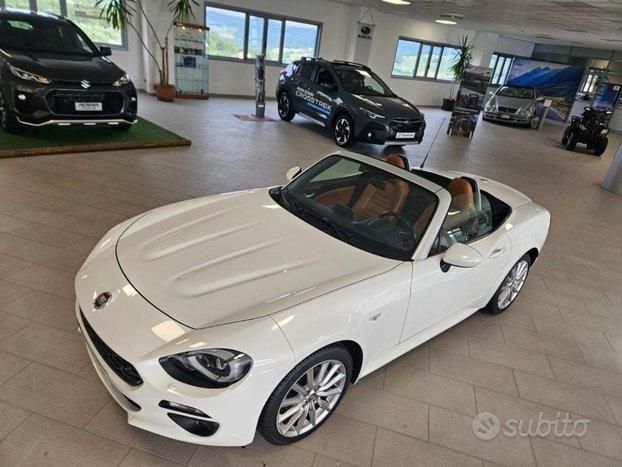 FIAT 124 Spider Turbo Lusso