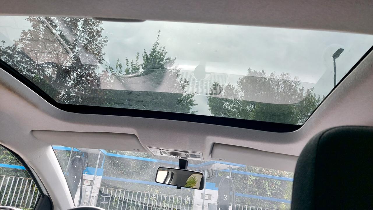 Volkswagen up! 1.0 75 CV 5p. White UP