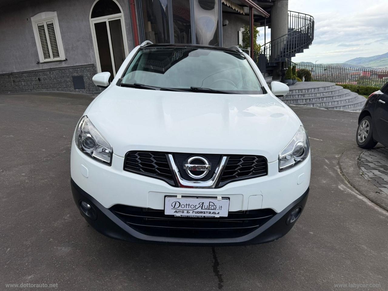 NISSAN Qashqai 1.6 dCi Tekna 4WD