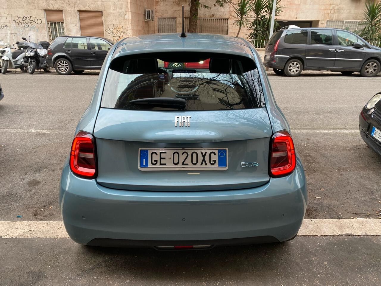 Fiat 500e Icon Berlina 42 kWh Full led IVA INC