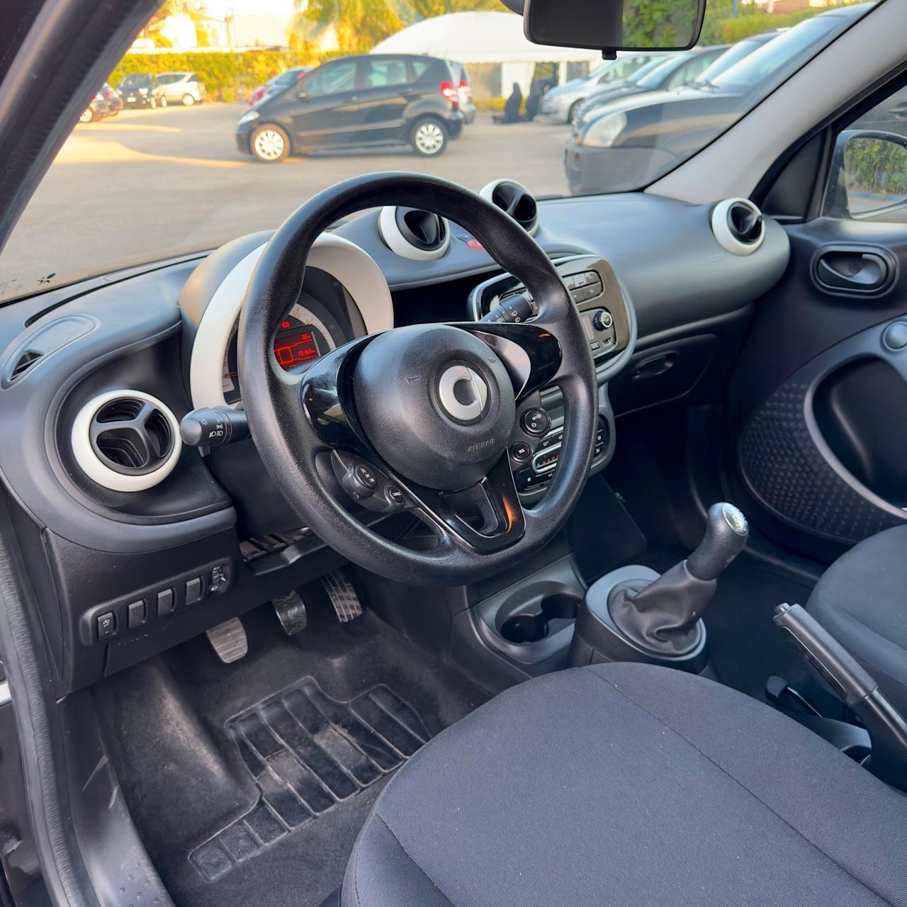 Smart ForFour Youngster