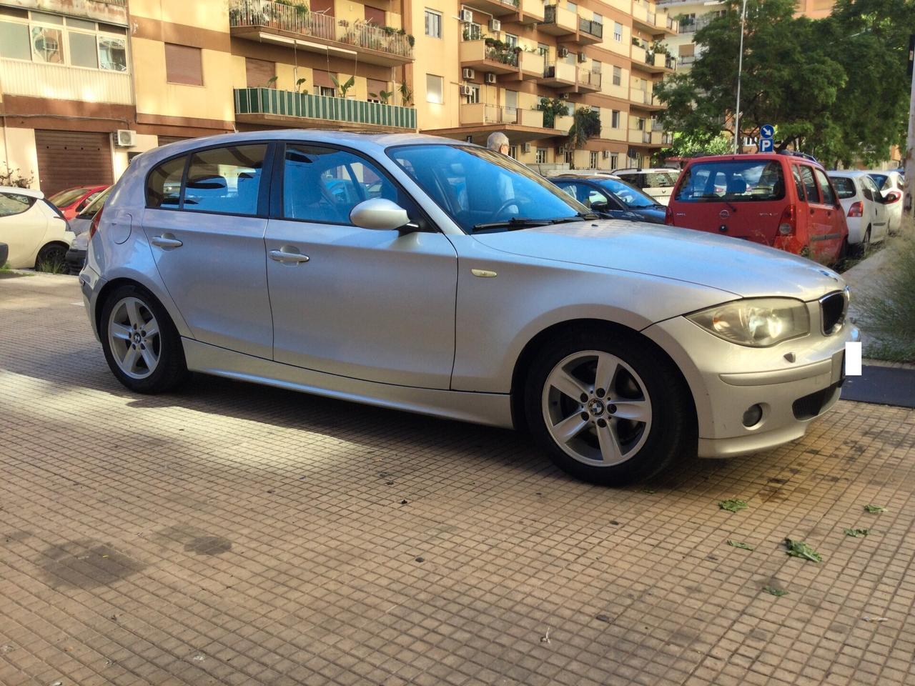 Bmw 118d cat 5 porte Attiva