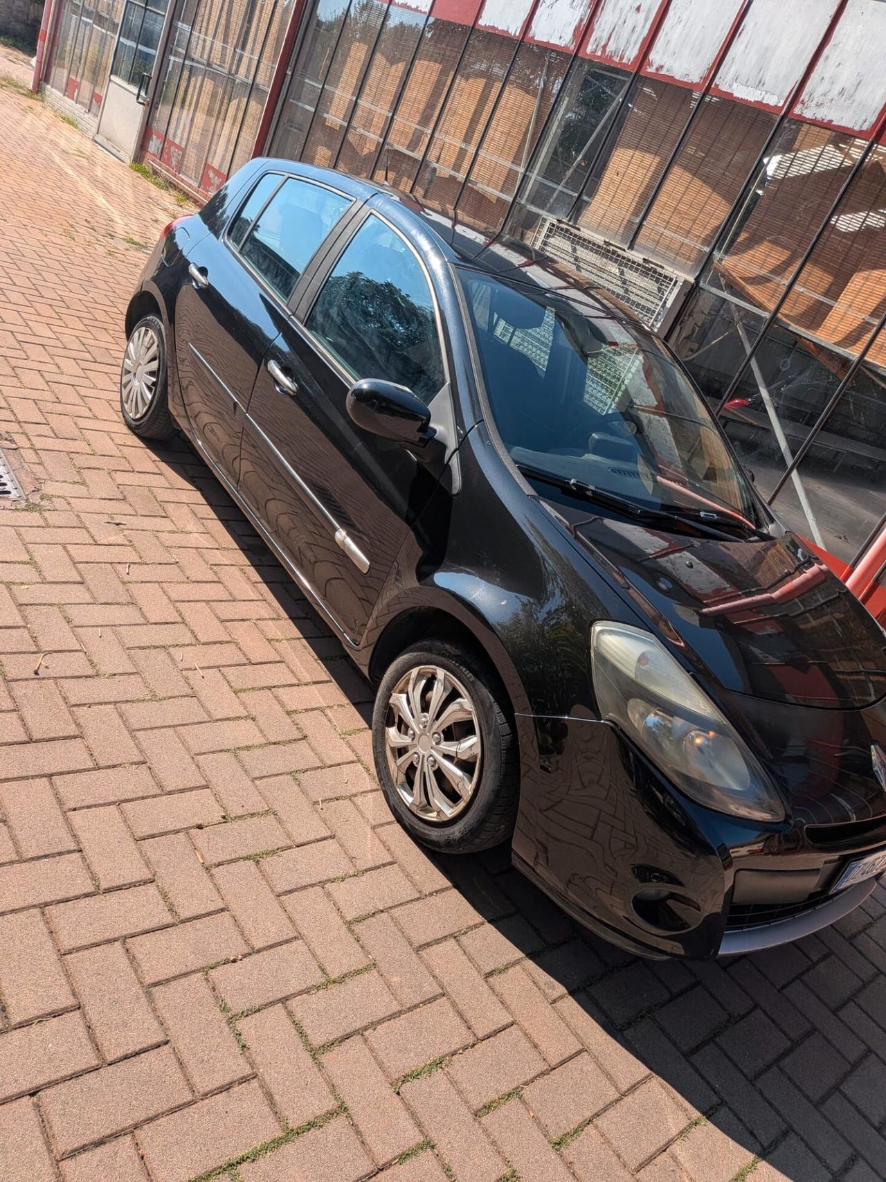 Renault Clio 1.2 16V 5 porte GPL Dynamique