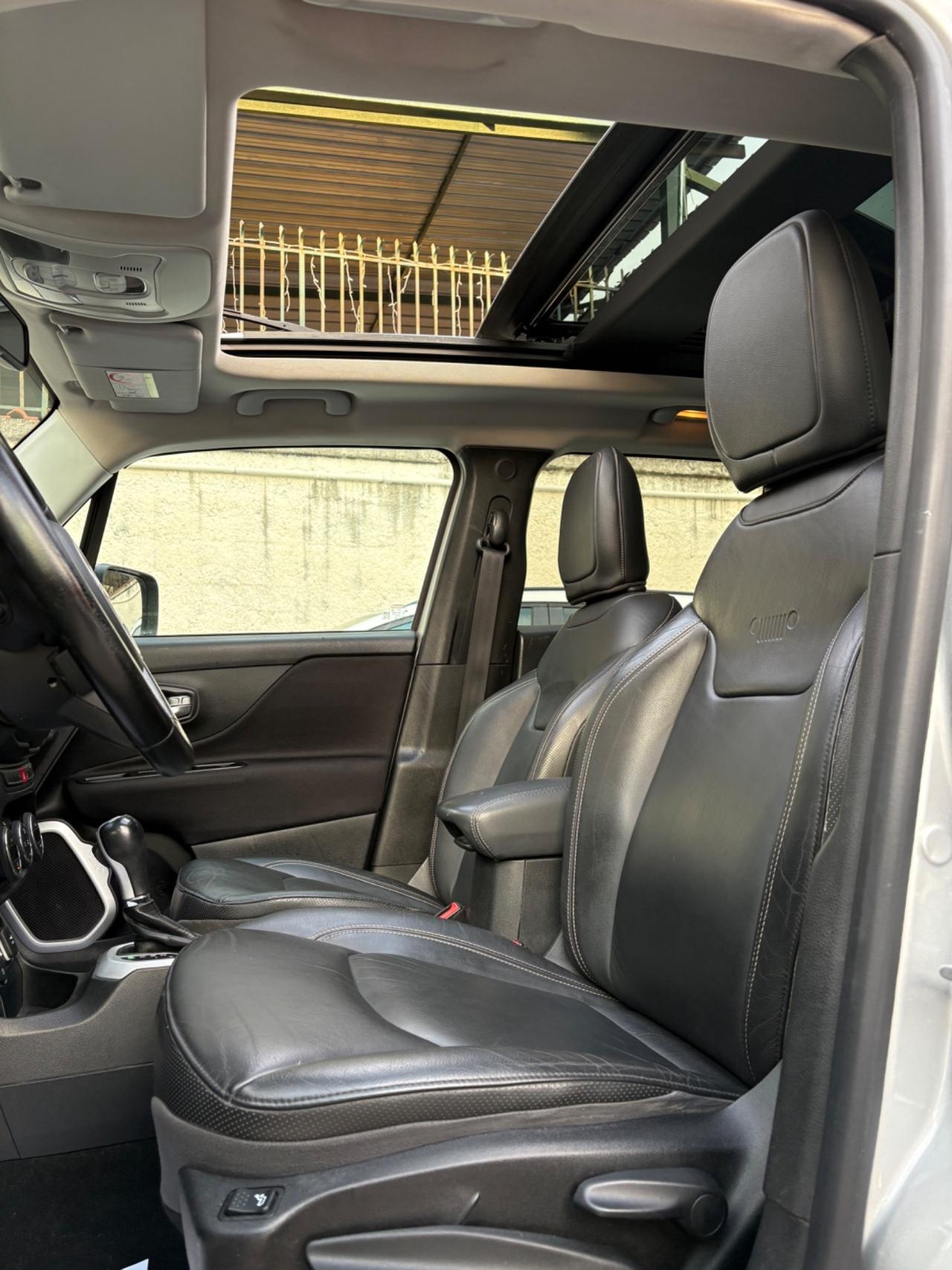 Jeep Renegade 4x4 tetto apribile gancio traino