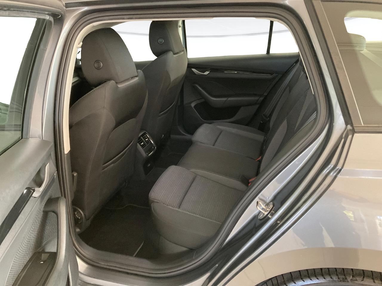 SKODA Octavia Wagon 2.0 tdi Executive 150cv dsg