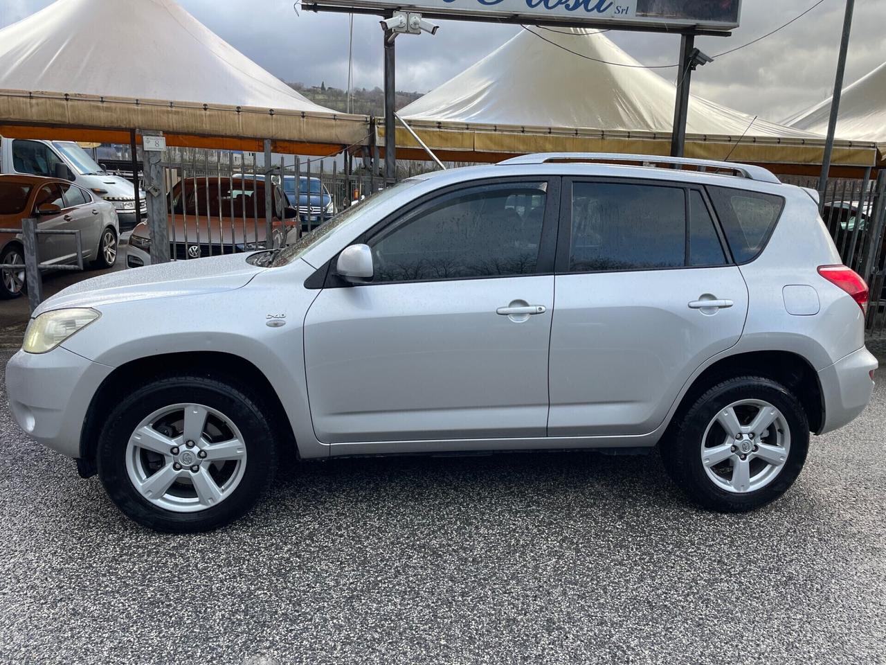 Toyota RAV 4 RAV4 2.2 D-4D 136 CV Luxury