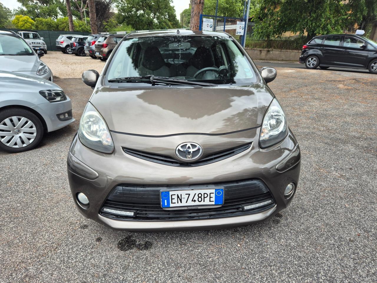 Toyota Aygo 1.0 12V VVT-i 3 porte Orange Connect MMT