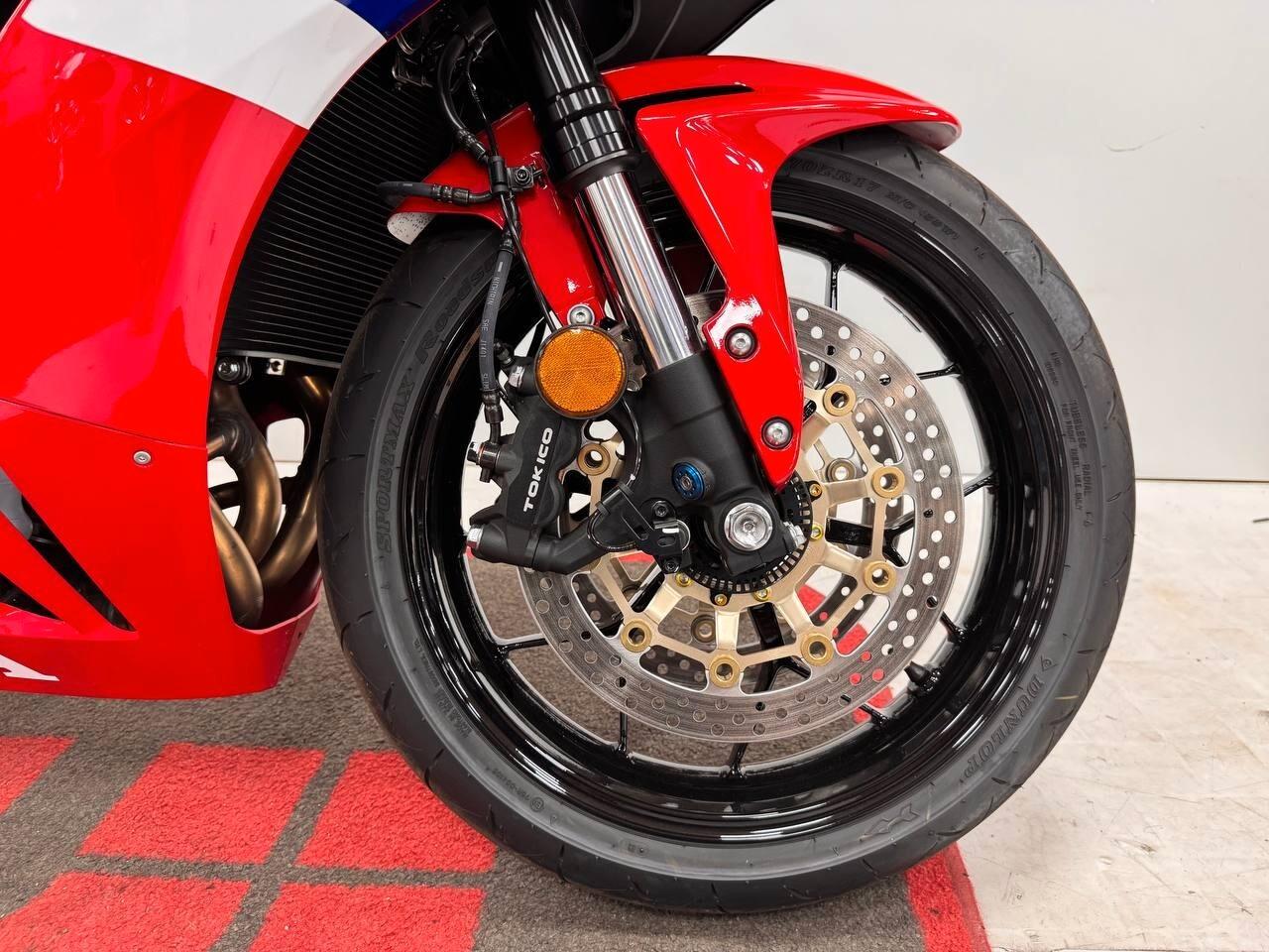 Honda CBR 600 RR - KM0 DA 156 € AL MESE – SENZA ANTICIPO