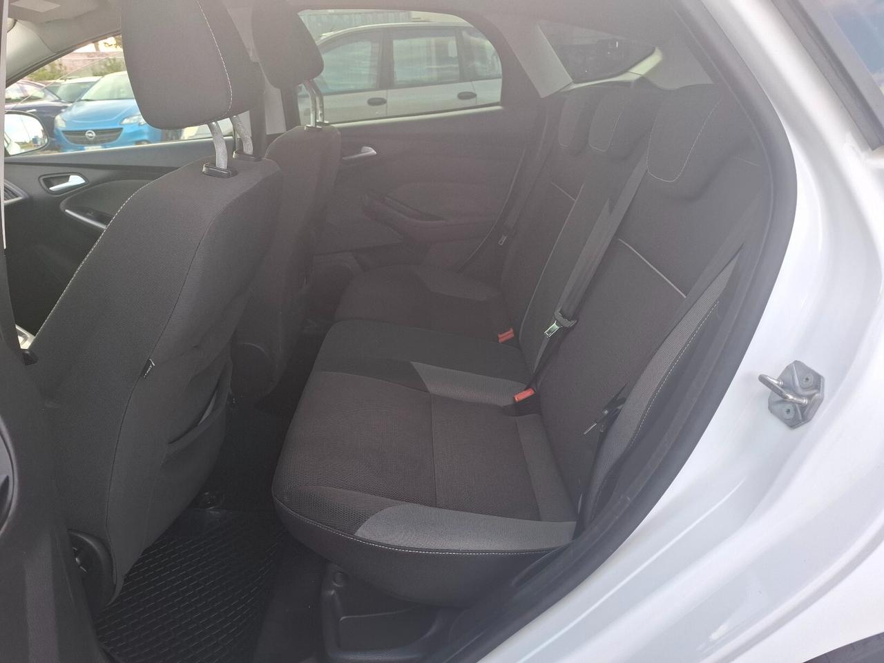 Ford Focus 1.6 TDCi 115 CV Titanium - 2011 BERLINA