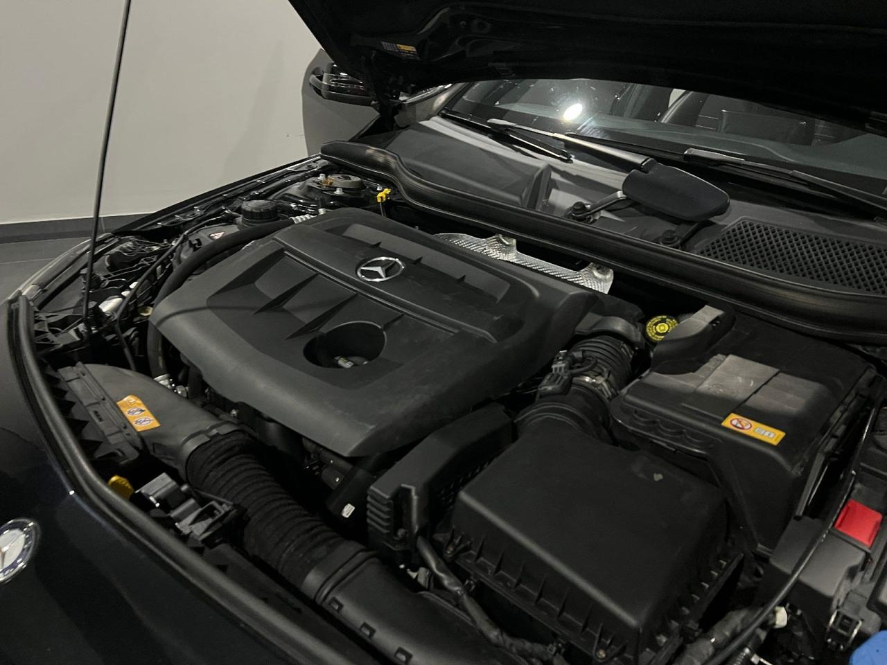 Mercedes-Benz A 180 CDI (BE) Sport TAGLIANDATA E GOMMATA