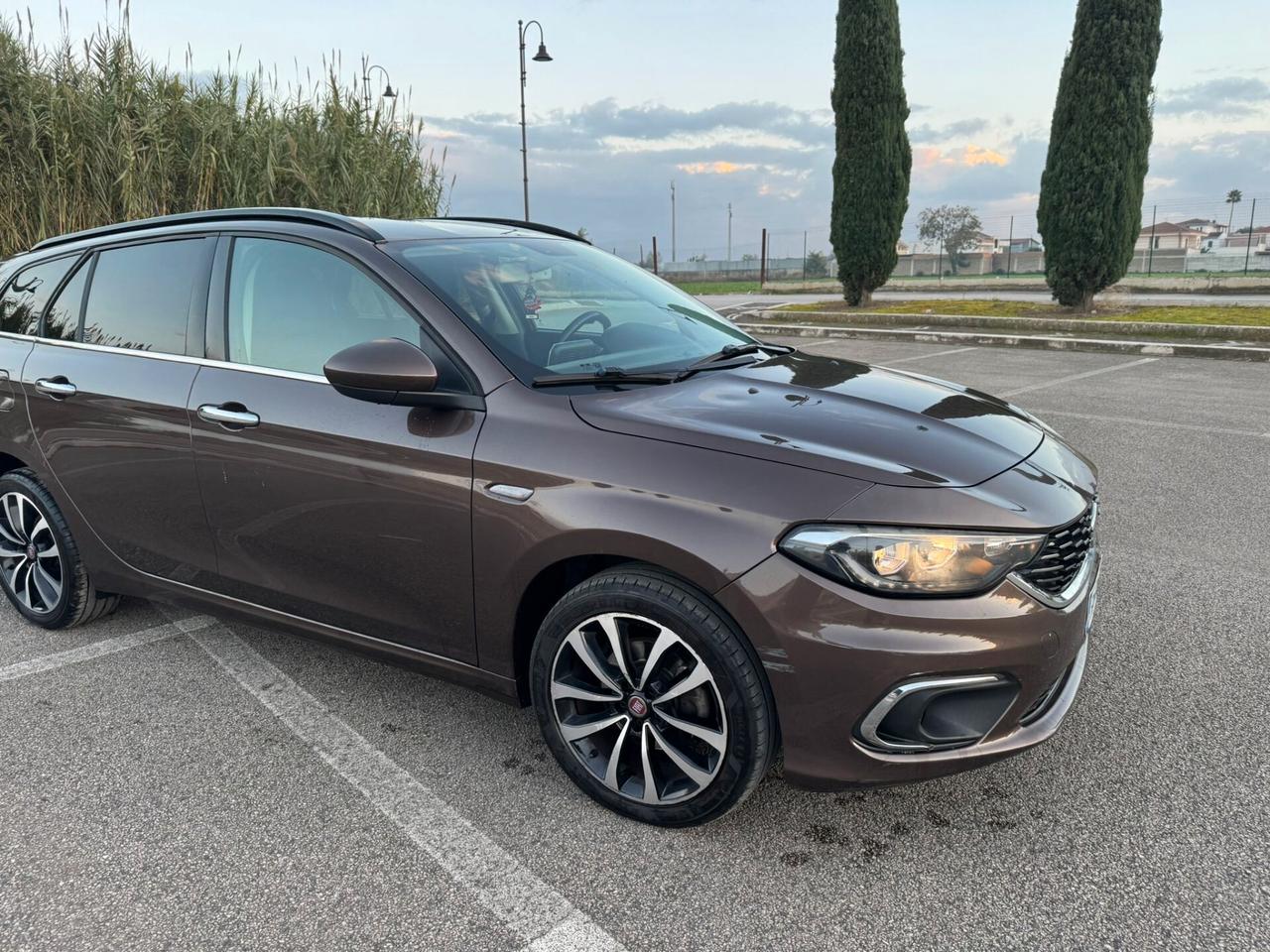 Fiat Tipo 1.6 Mjt S&S SW Lounge