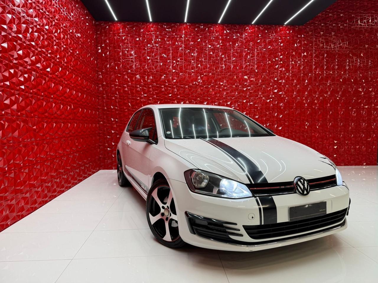 Volkswagen Golf 2.0 TDI 3p. Highline BlueMotion Technology