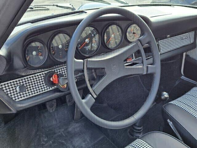 PORSCHE 911 2.2T TARGA - ASI \ HERITAGE -1971