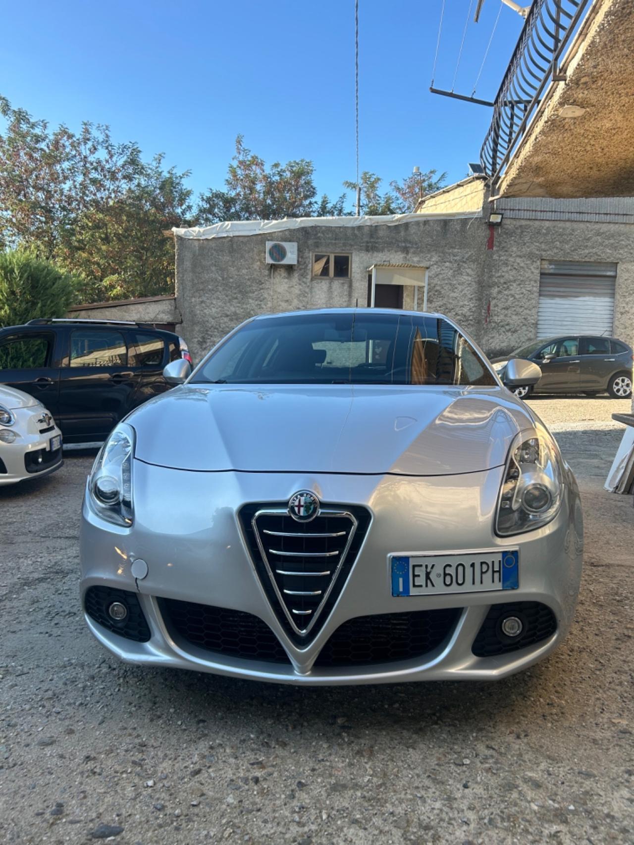 Alfa Romeo Giulietta 1.6 JTDm-2 105 CV Distinctive