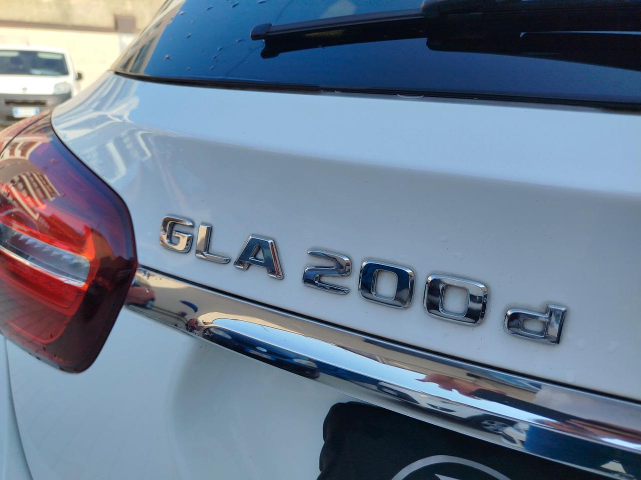 Mercedes-benz GLA 200 d Automatic 4Matic Premium Amg