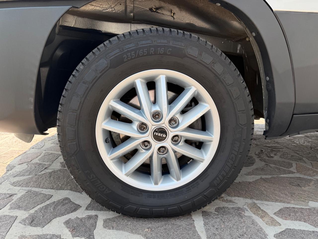 Iveco Daily 2.3 Furgone Hi-Matic
