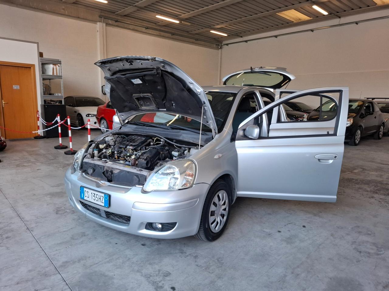 Toyota Yaris 1.4 tdi D-4D cat 5 porte Expo Clima
