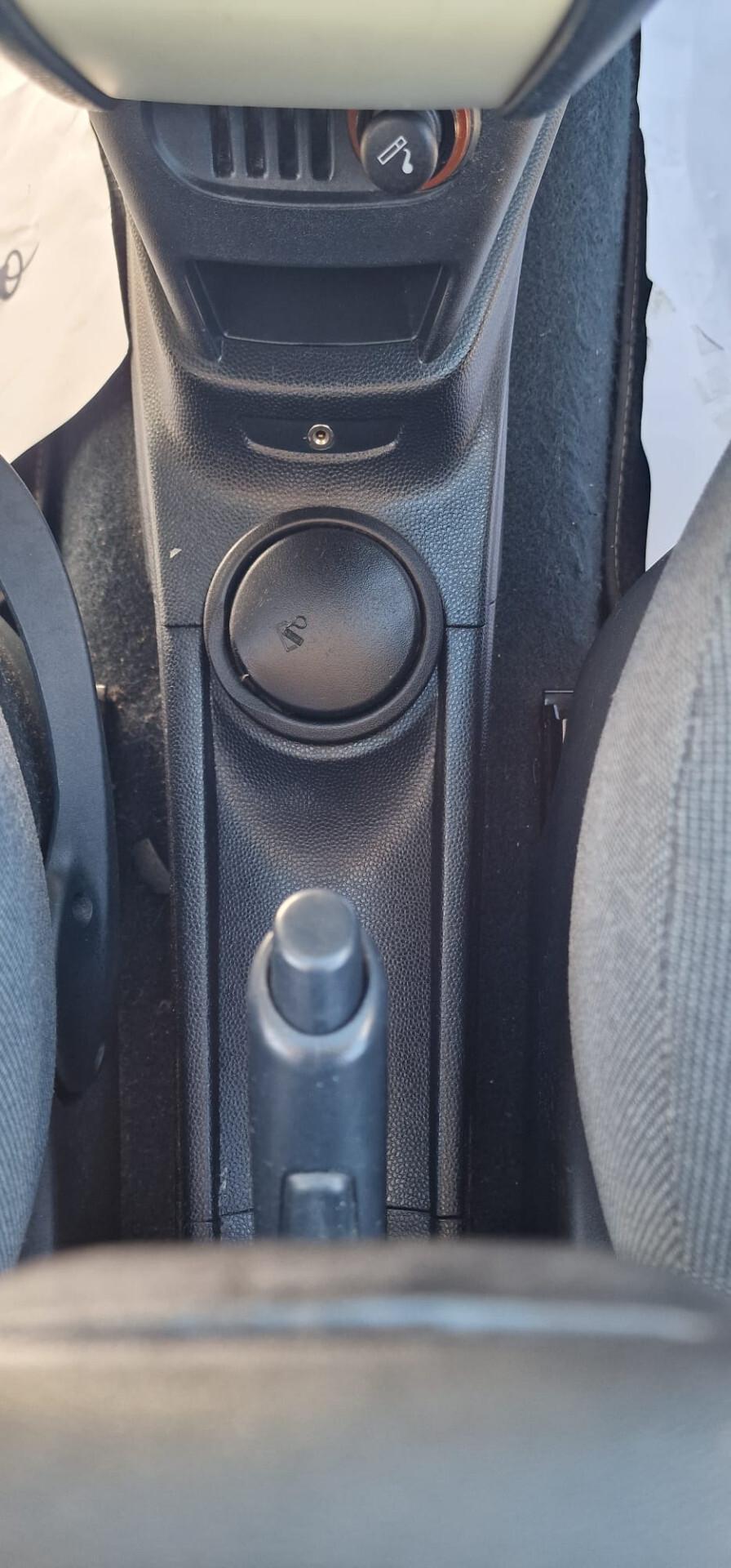 Ford Ka 1.3 TDCi 75CV Titanium 2011