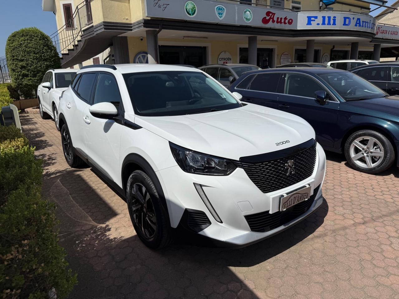 Peugeot 2008 BlueHDi 130 S&S EAT8 Allure