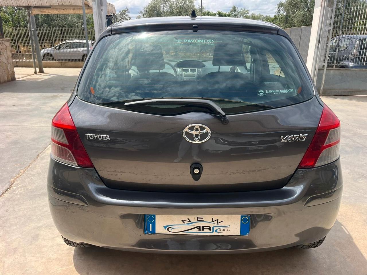 Toyota Yaris 1.0 5 porte Now GPL