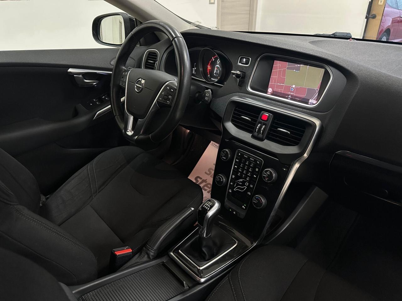 Volvo V40 D2 Momentum