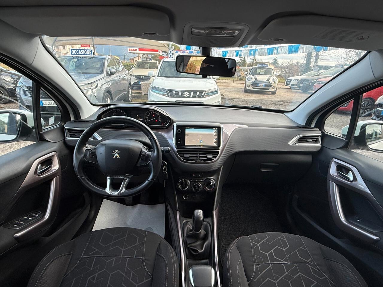 " POCHI KM " Peugeot 2008 PureTech 82 Active