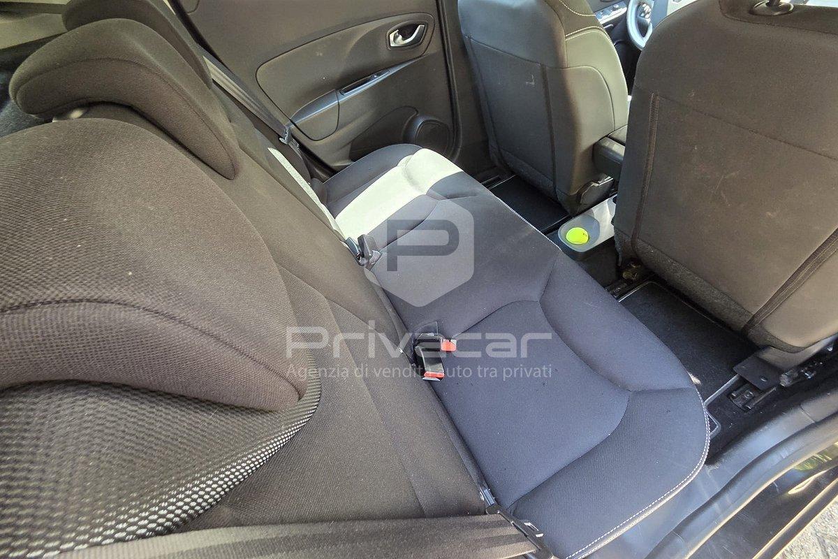 RENAULT Clio 1.2 75CV 5 porte Costume National